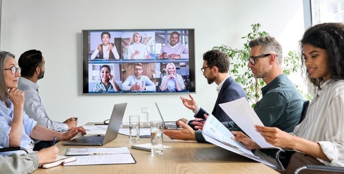 5 Tips for More Productive Meetings — Powered by Fusion Workplaces